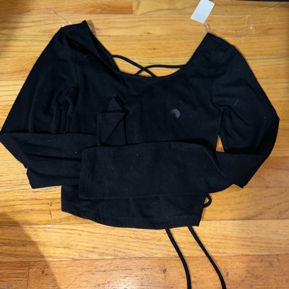 Black Tie long Sleeve